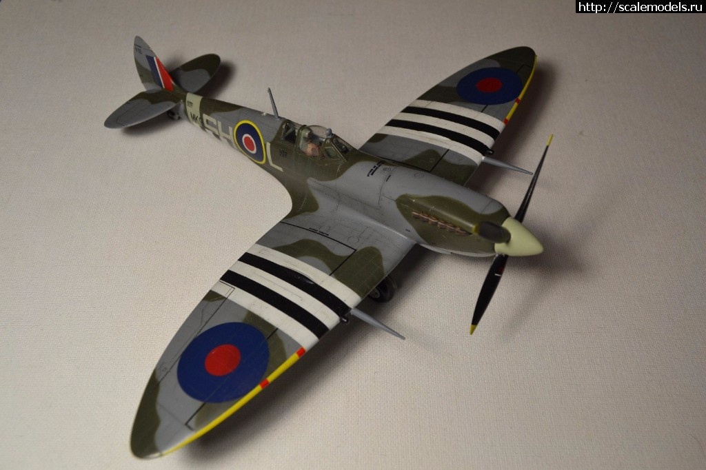 1513104368_eNPcevQlpqA.jpg : #1438851/ ARK models/ICM 1/48 Spitfire MK IX(#11632) -   