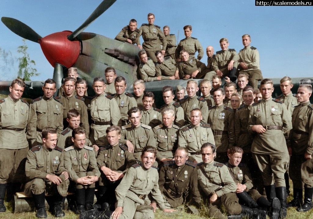 1513158582_pilots-and-air-gunners-of-the-566th-assault-aviation-regiment-ww2-red-army-hero-of-the-soviet-union1.jpg : #1439046/    .     