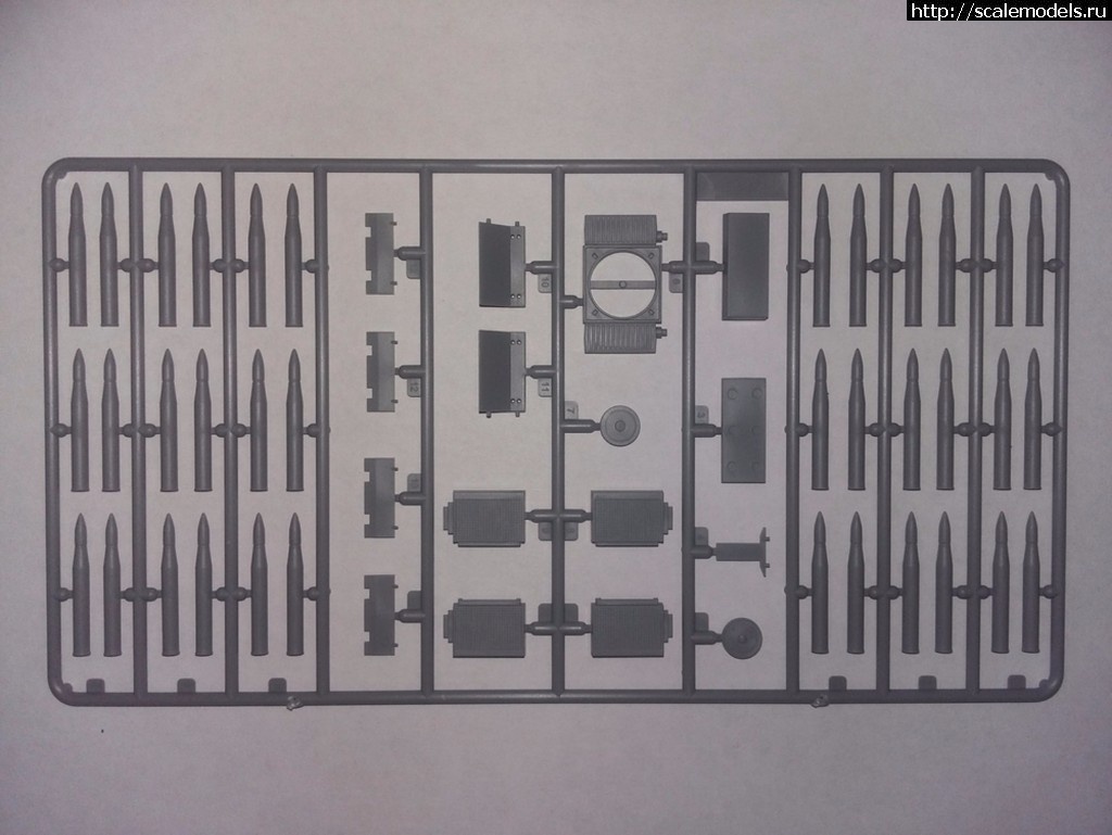 1513255839_ramdisk_crop_175761826_ZcOStp---kopija.jpg : ICM 1/35 Pz.Kpfw.VI Ausf.B   ( ) - ,   