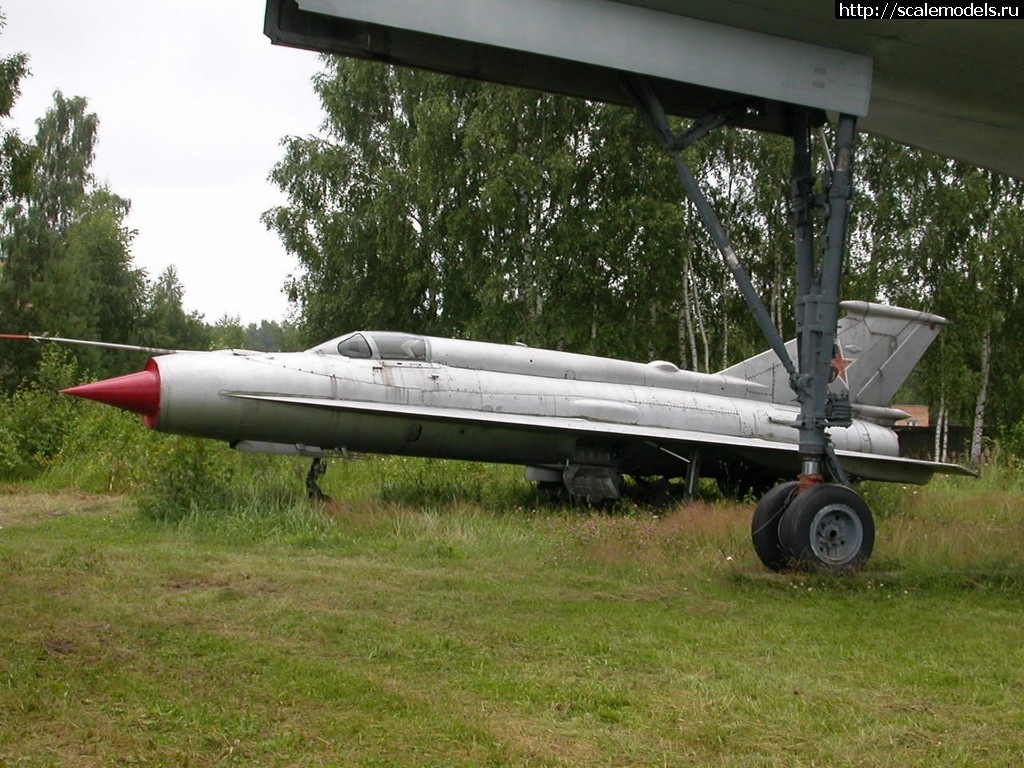 1513784796_av_mig-21i_02.jpg : #1440838/ -21 (-144)   -21   Eduard. -1:48.  