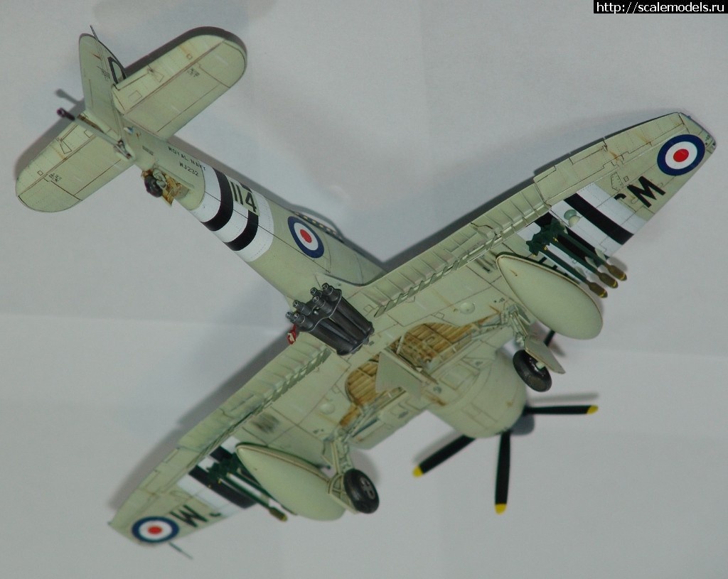 1515261240_DSC02859.JPG : #1444676/ Hawker Sea Fury FB.11      Trumpeter   1:72..  