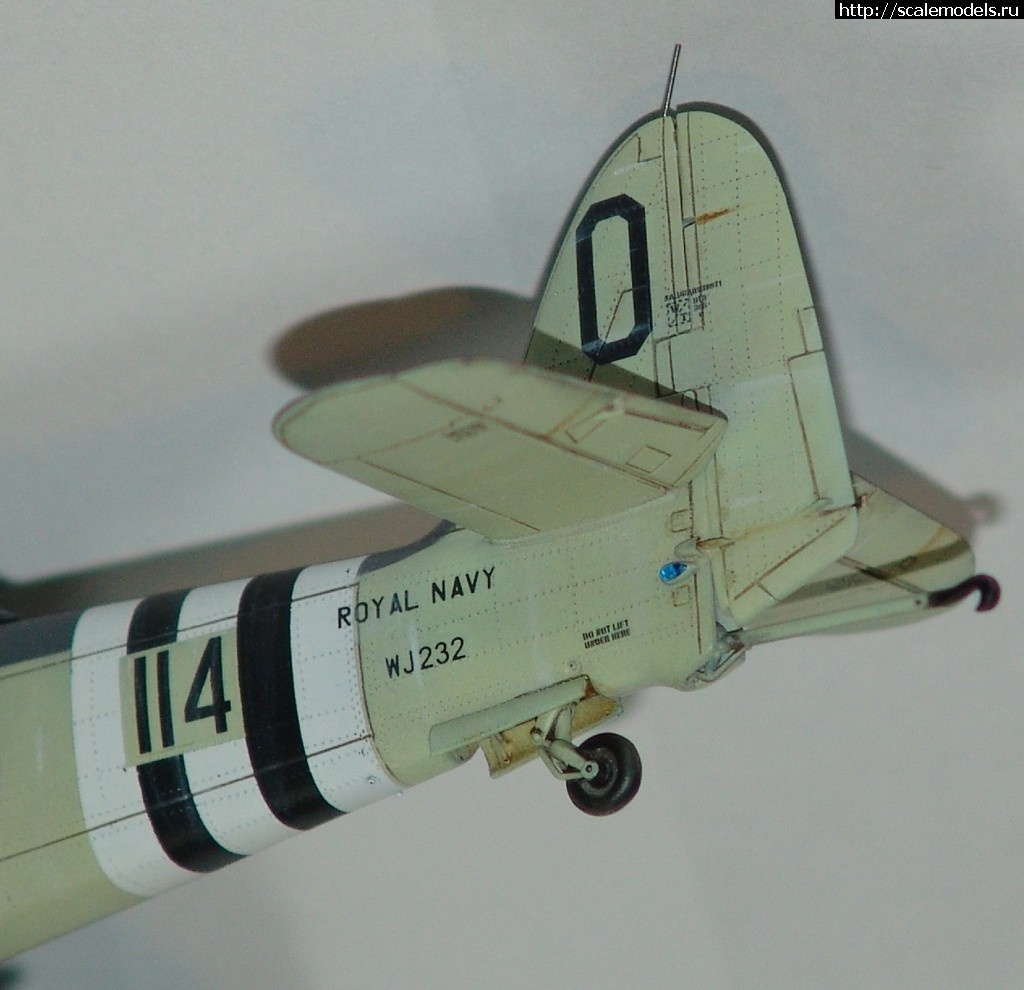 1515261448_DSC02868.JPG : #1444676/ Hawker Sea Fury FB.11      Trumpeter   1:72..  