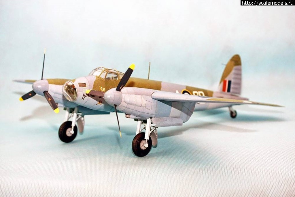 1515985784_23799908_981296685343107_6092099528214603588_o.jpg :     1/33  De Havilland Mosquito  