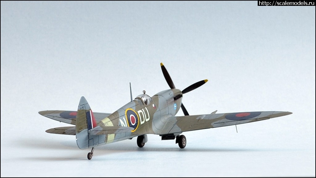 1516134011_2.JPG : #1447878/ Spitfire Mk IXc 1/72 Eduard   