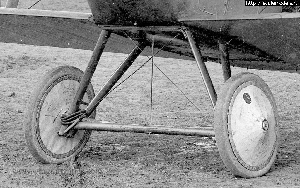 1516757871_Sopwith-5F-1-Dolphin-D3734-or-D3754-undercarriage-detail-0651-010.jpg : #1449898/ Sopwith 5F1 Dolphin 1/48 Copper State Models  