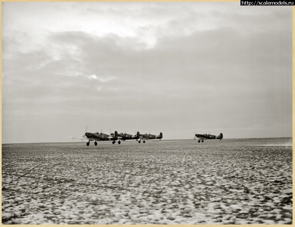 1518087354_92-Squadron-17.jpg : #1454412/ 1/72 Spitfire MK. Ia  AIRFIX - !  