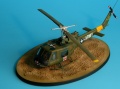 Hobby Boss 1/72 UH-1A(B) Huey medevac