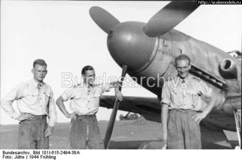 1520014742_Rall-04.jpg : Bf 109G-2 1/48 Gunther Rall   