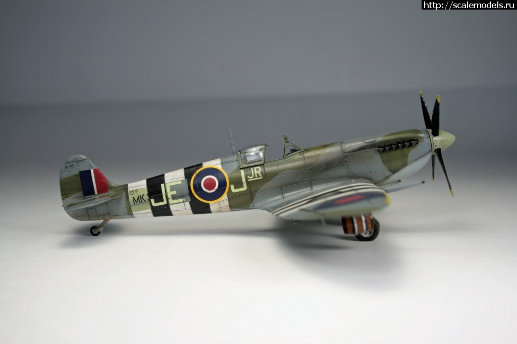 1520610171_8.JPG : #1462521/ Spitfire Mk. IXe 1/72 Eduard   