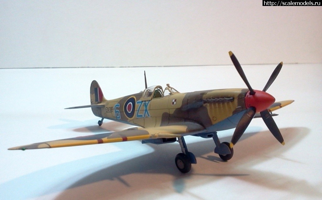 1521413188_1510416802_2017-11-11-20-55-21.jpg :     - Spitfire 1/72  