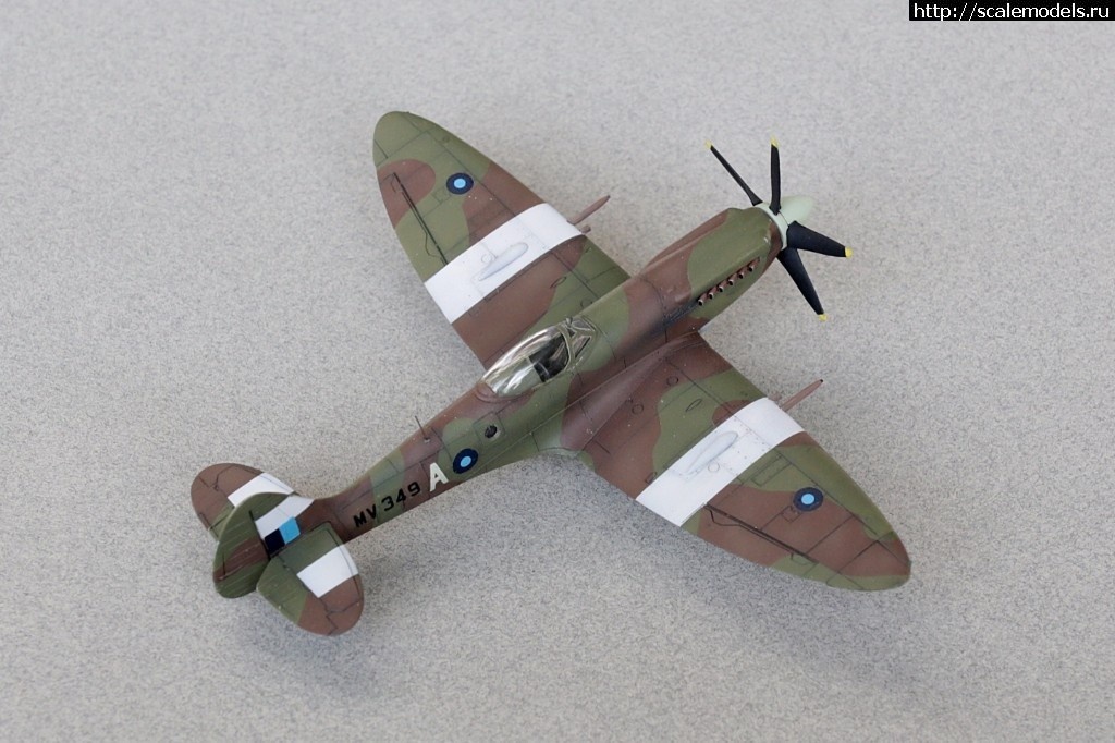 1521413371_1506627467_235B7483.JPG :     - Spitfire 1/72  