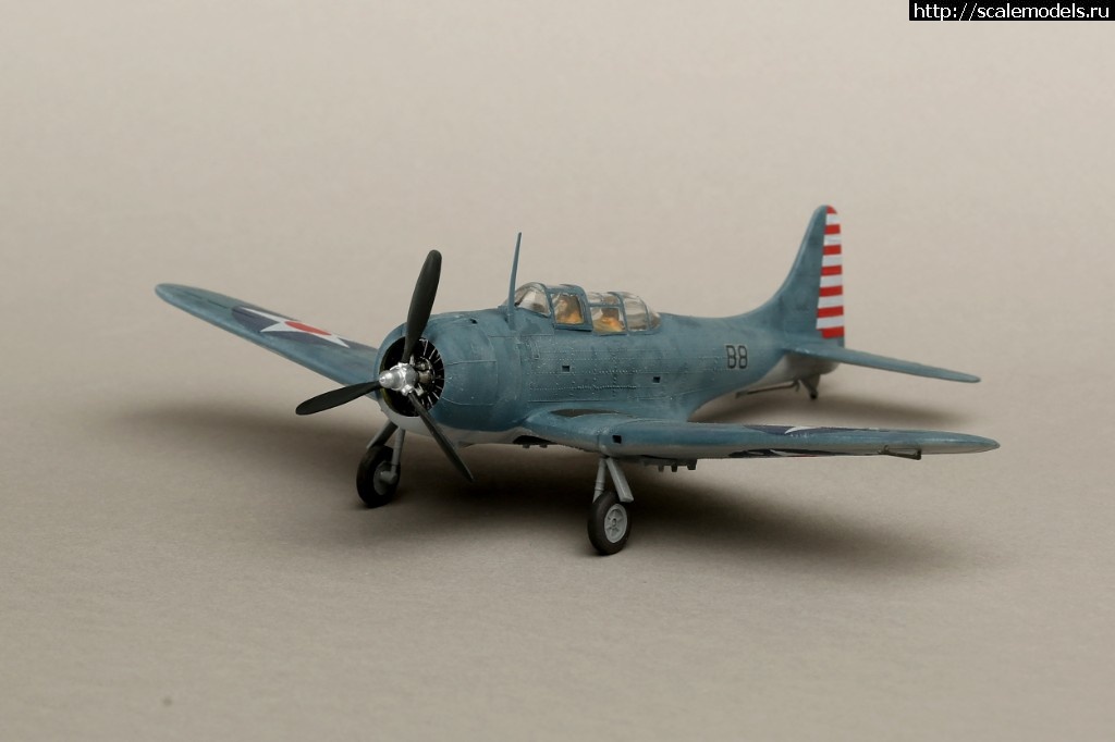 1525645462_235B5691.JPG : #1477295/ Dauntless 1/72 Airfix   