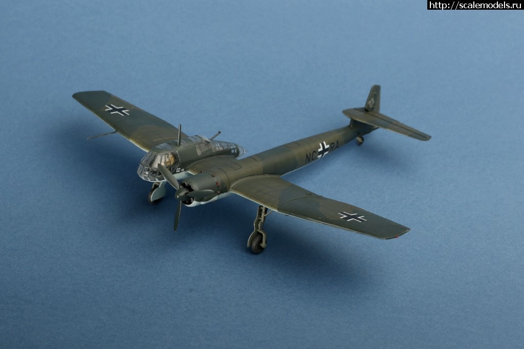 1527824681_235B1295.JPG : #1483926/ Bv 141 b 1/72 Airfix   