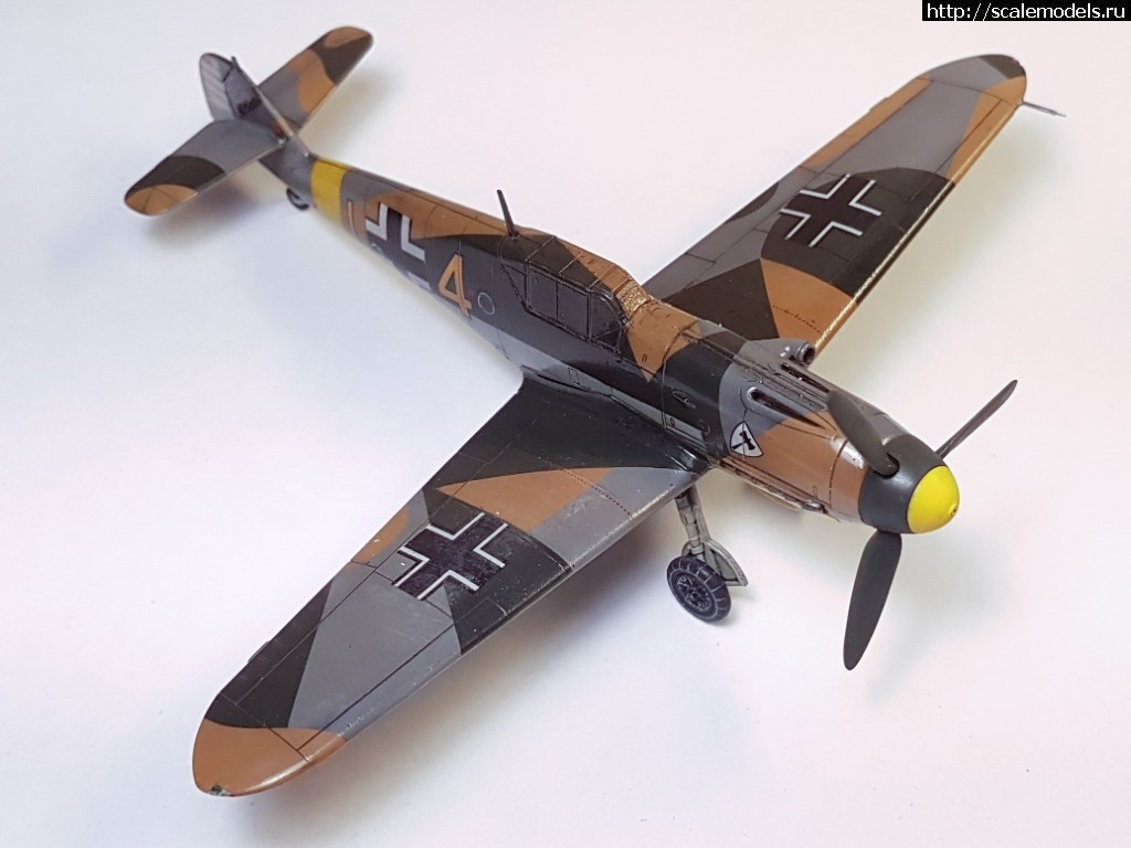 1527892948_LRM_EXPORT_20180507_194751.jpg : FineMolds 1/72 Bf.109F-4 -   