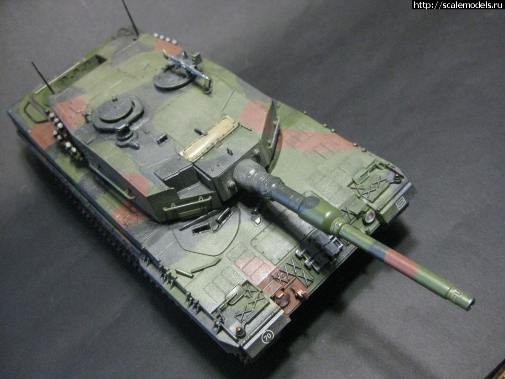 1530442060_IMG_9085.JPG : #1490265/ Leopard 2A4 Hobbyboss 1/35 !  