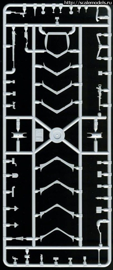 1531958939_36882347_1048061352001625_6031879738681720832_n.jpg : 1/48 -2 (e-4)  Mars Models  