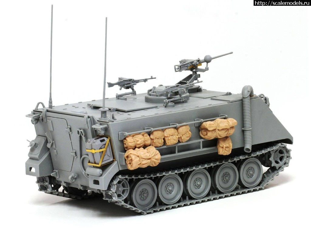 1532335325_37681276_2292621950764278_3384402373475565568_o.jpg :  Dragon 1/35 IDF M113 Yom Kippur War 1973  