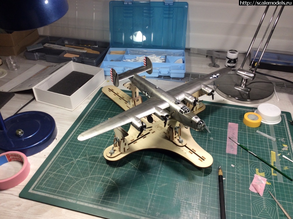 1534983620_IMG_6412.JPG : #1500372/ B-24J Hasegawa 1/72   