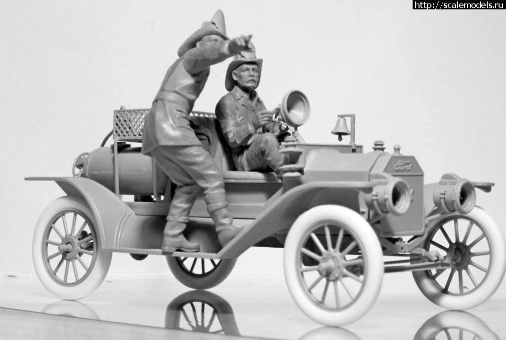 1535712235_ramdisk_crop_178014642_gdeJ.jpg : ICM 1/24 Model T 1914 Fire Truck    