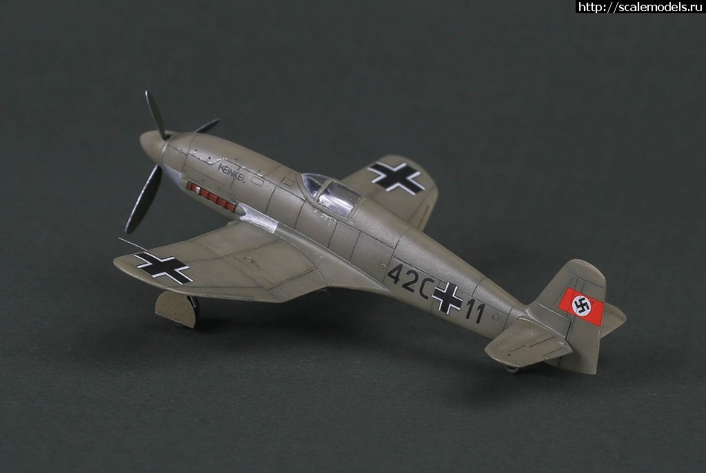 1539895126_235B0646-2.jpg : #1510925/ He-100v-8 special hobby  1/72    