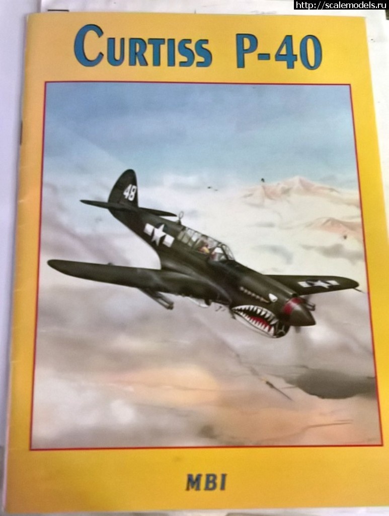 1540126297_Book_MBI.jpg : Curtiss P-40B Airfix 1/72 .  