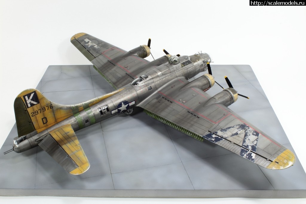 1541730158_008.JPG : #1514933/ B-17G Revell "A BIT O LACE" 1:72 -   