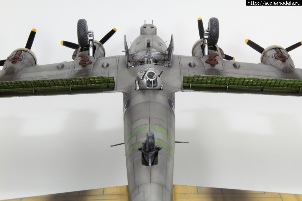 1541730204_024.JPG : #1514933/ B-17G Revell "A BIT O LACE" 1:72 -   