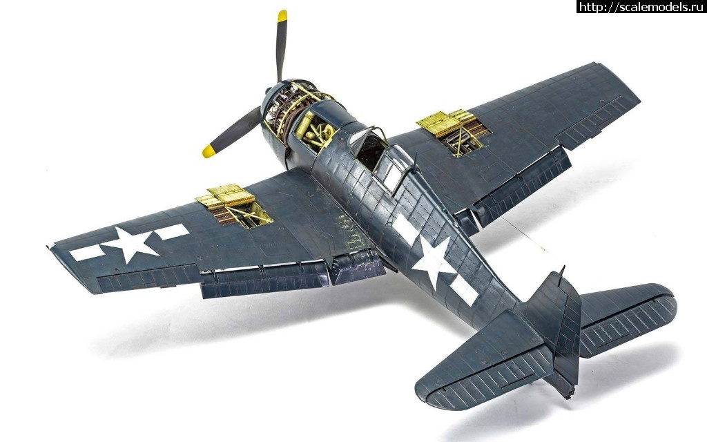 1541852024_a19004_ps_2_web.jpg :  Airfix 1/24 F6F-5 Hellcat  