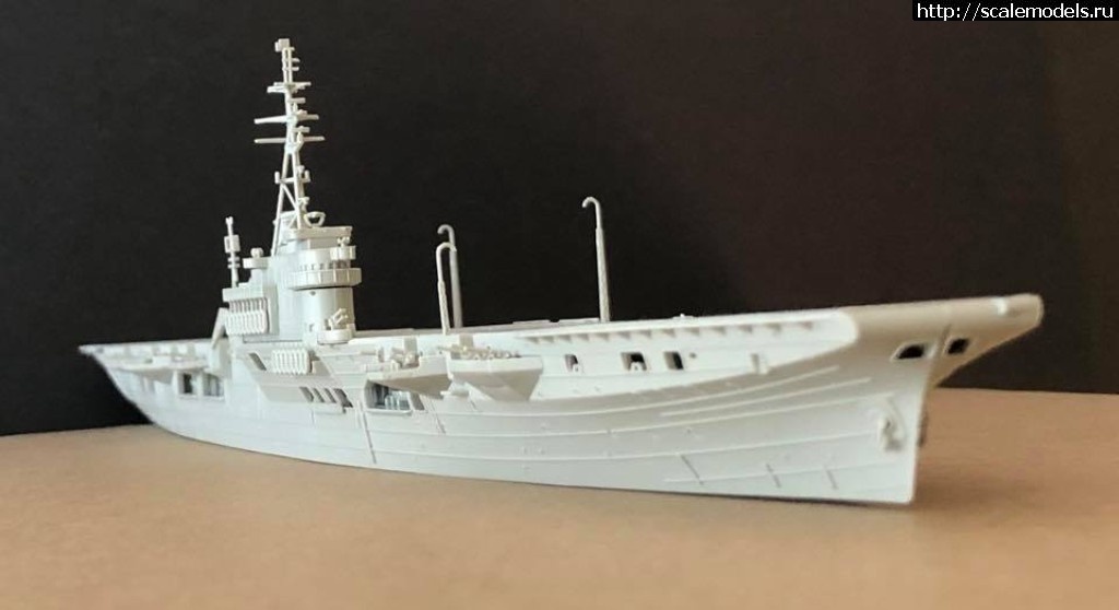 1546626493_49589655_2133399450054415_2511207776710033408_n.jpg :  Imperial Hobby Productions 1/700   HMS Colossus  