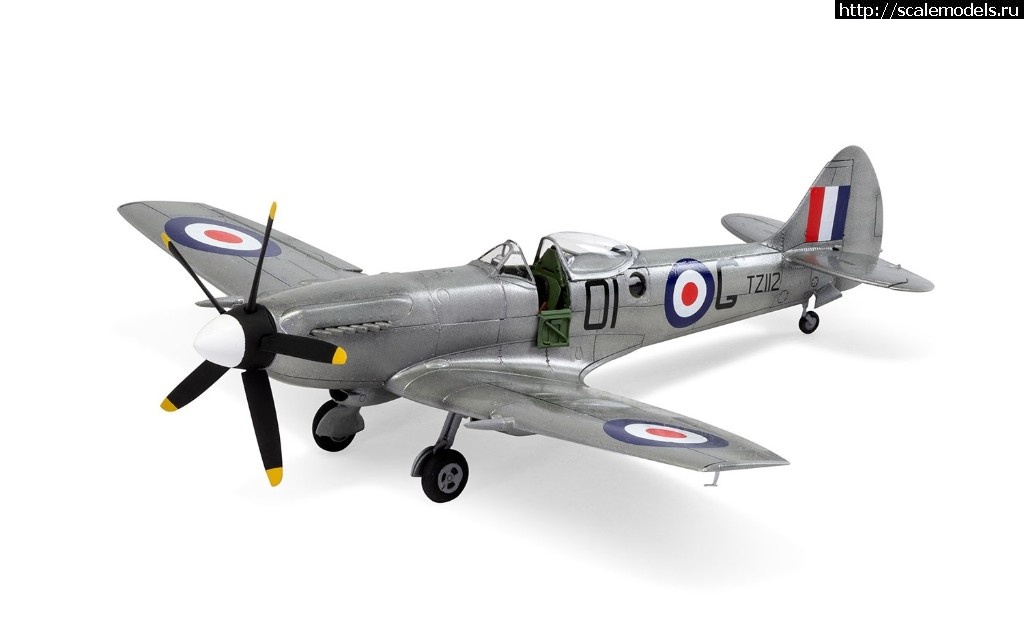 1547336631_a05135_supermarine-spitfire-xiv_product_1_web.jpg :  Airfix 1/48 Supermarine Spitfire FR Mk.XIV  