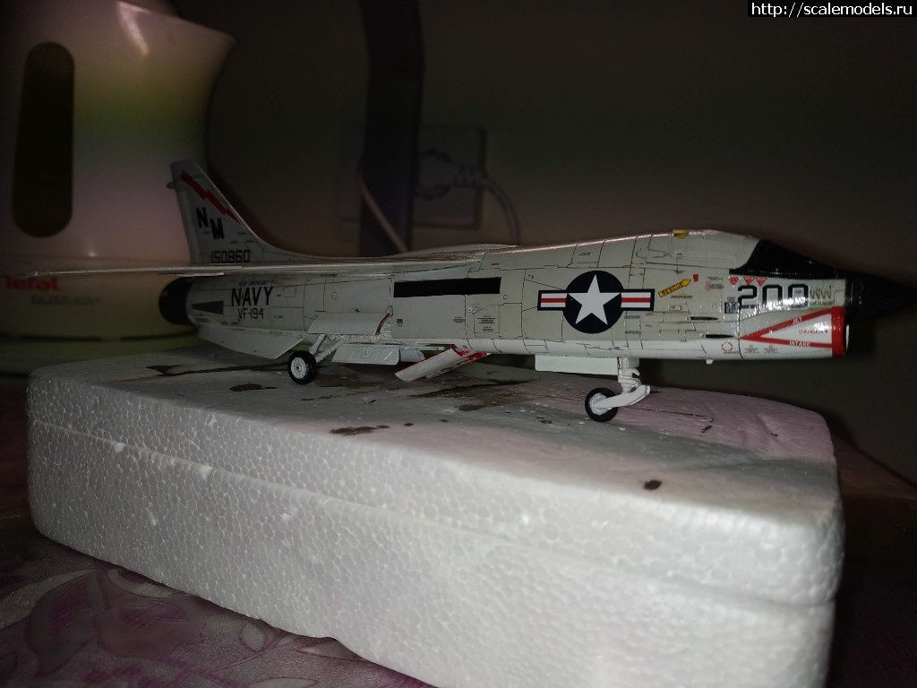 1547455112_IMG_20190114_013356.jpg : #1528408/ F-8J - " XX " - Academy 1/72  