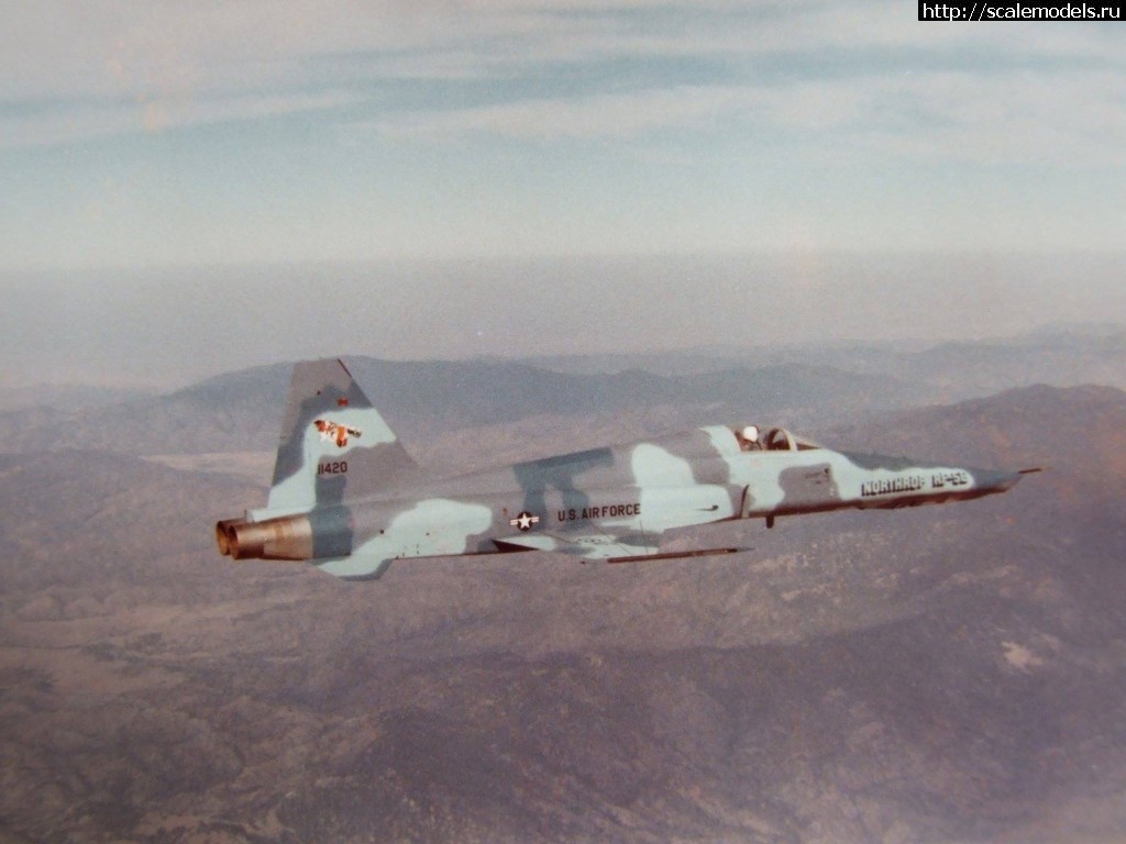 1547476618_48416723_2242449449347001_112165334382804992_o.jpg :  Kitty Hawk 1/32 Northrop RF-5E Tigereye  