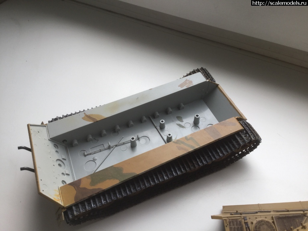 1557555877_9AAB7E66-C919-401C-BA60-AB4CE8E257AA.jpeg : 1/35 KingTiger Ardennes 1944.  Dragon  