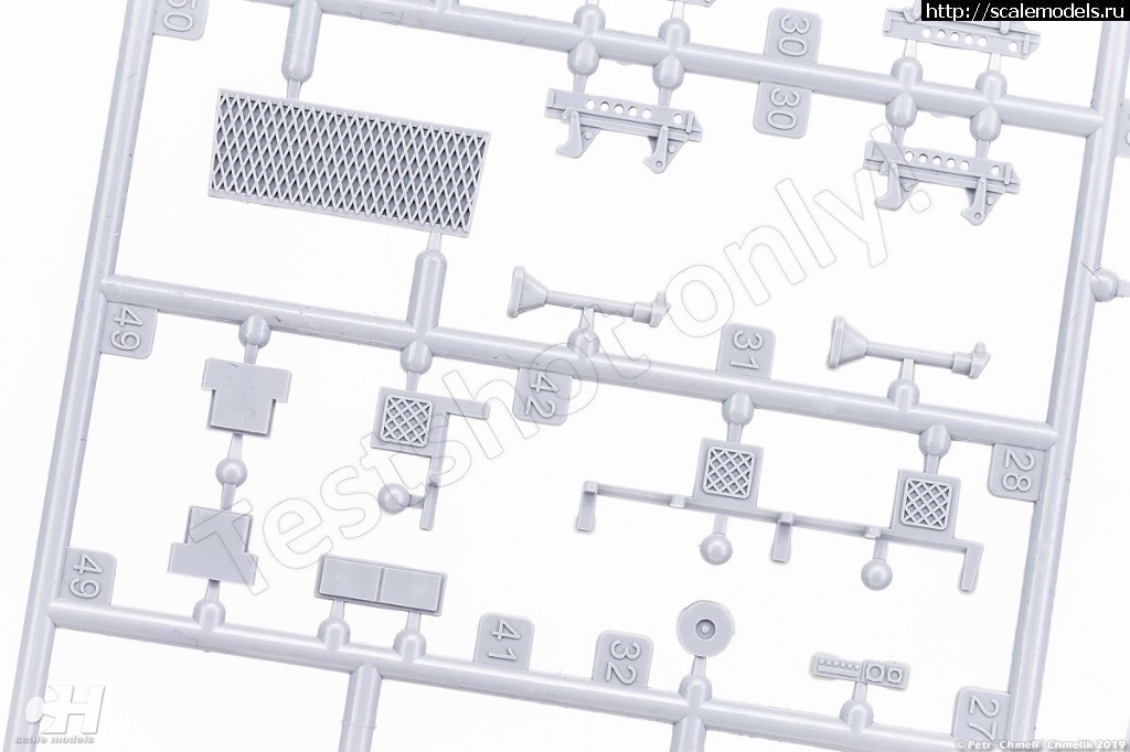 1559278318_1FA90727-E8E3-42FF-8089-BA619F7B549D.jpeg :  Special Hobby 1/48 Siebel Si 204D -   