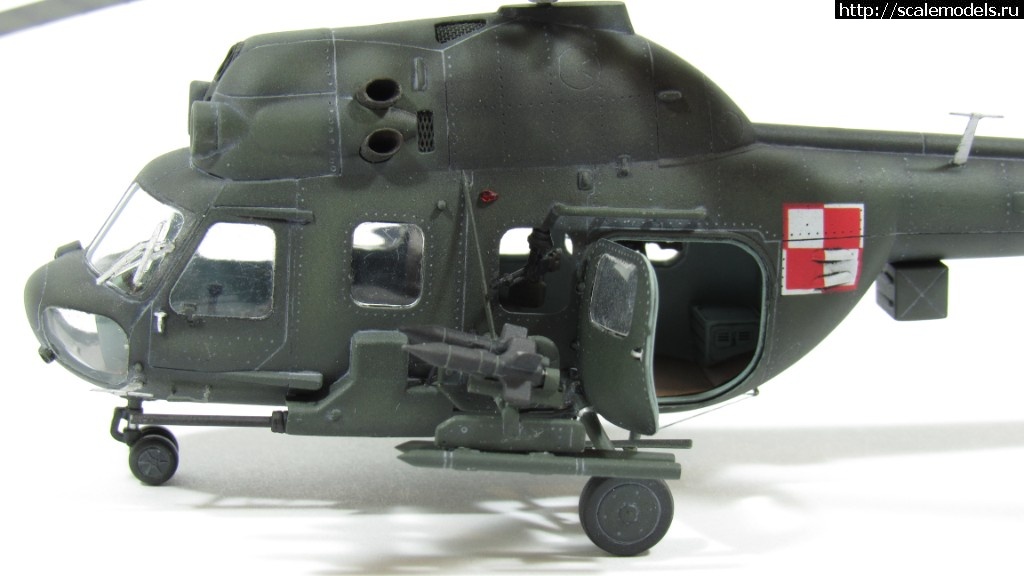 1560595752_IMG_0357.JPG : HobbyBoss 1/72 Mi-2URP/ HobbyBoss 1/72 Mi-2URP(#13152) -   