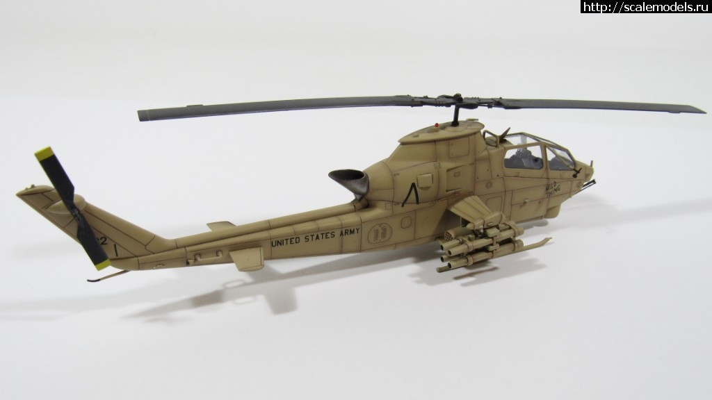 1560596162_IMG_0445.JPG : HobbyBoss 1/72 Ah-1F Cobra/ HobbyBoss 1/72 Ah-1F Cobra(#13154) -   