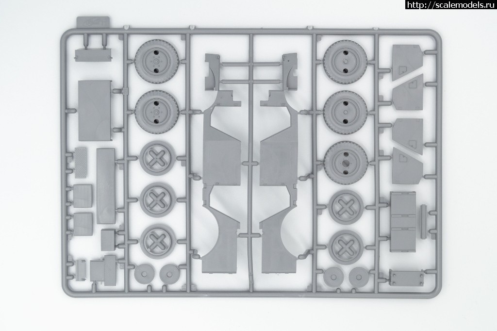 1564128694_35525_-3.jpg :  ICM 1/35    - Kfz.1, L1500A, Horch 108 Type 40  