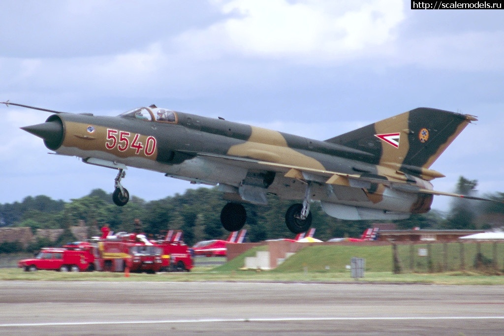 1564155545_Mikoyan-Gurevich_MiG-21bis_Hungary_-_Air_Force_AN0740836.jpg : #1564133/ M-21  48 Limited Edition Eduard  