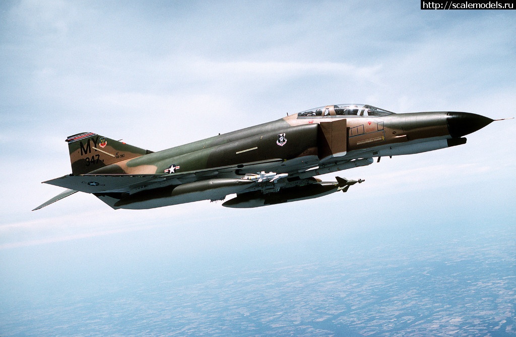 1564386609_f-4e-phantom-ii-aircraft-from-the-347th-tactical-fighter-wing-the-aircraft-677588-1600.jpg : #1564514/ 1/48 Hasegawa F-4E Phantom II - !  