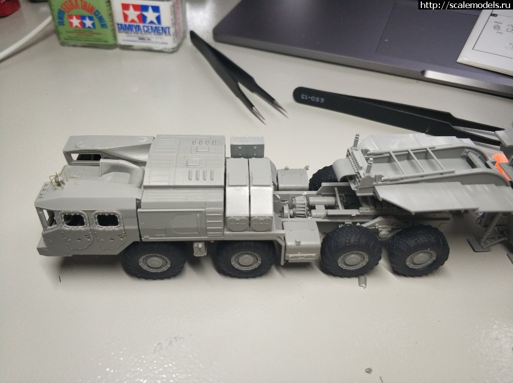 1566223792_68816556_1351819858306444_8858716630385950720_o.jpg :  Modelcollect 1/72   646  -300   -74106  