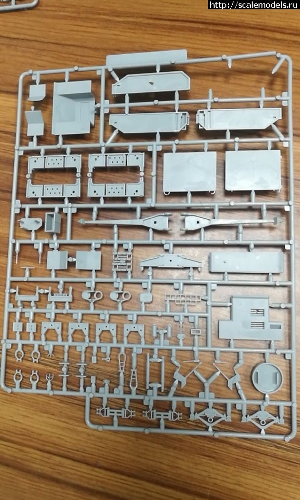 1566223796_67431268_1334167053405058_7501524110359396352_n.jpg :  Modelcollect 1/72   646  -300   -74106  