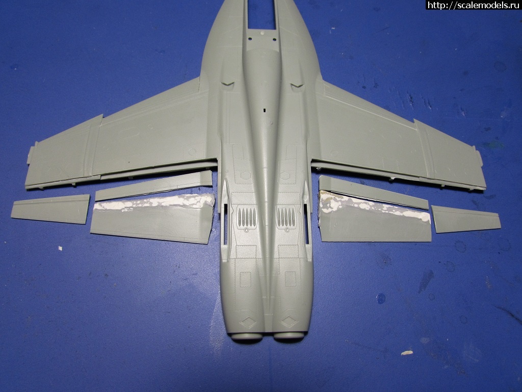 1566938152_04.JPG : #1569787/ F/A-18F Super Hornet 1/72 Academy 'Jolly Rogers'  