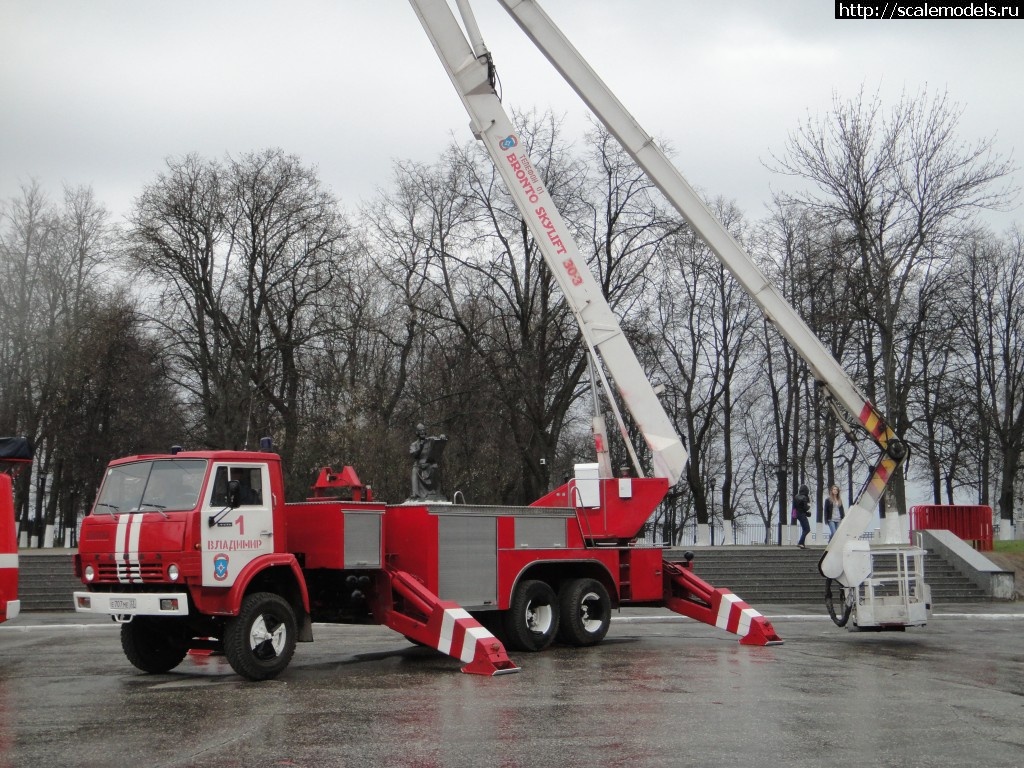 Просмотр картинки : 1569650261_DSC00606.jpg : Walkaround техника МЧС во  Владимире часть 2