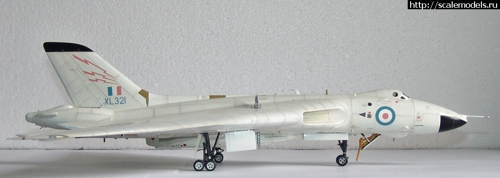 1570271685_DSC03272.JPG : #1576545/ Avro Vulcan B.Mk.2      Airfix 1:72. .  