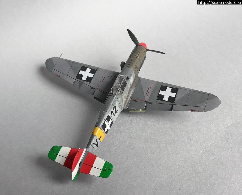 1572092655_bfa8.jpg : #1580918/ Messerschmitt Bf 109 F, AZ model, 1/72 .  