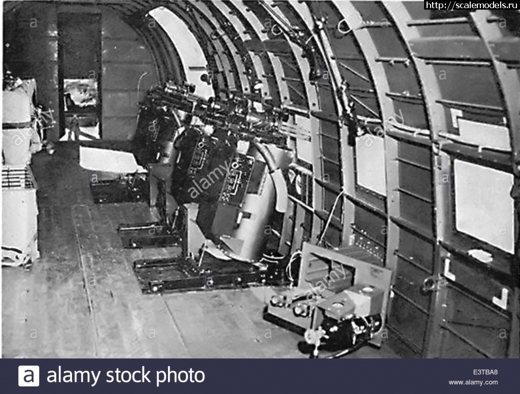 1573131063_douglas-ac-47d-interior-details-via-mutza-E3TBA8.jpg : #1583155/ Cuttin Adge 48040 AC-47 Gunship   