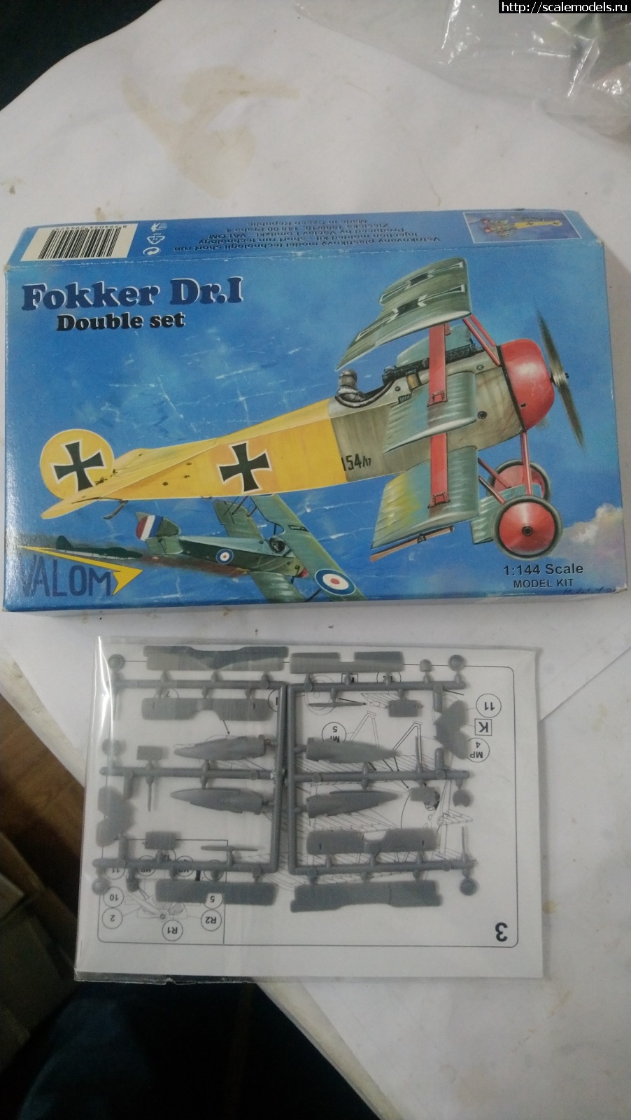 1573859779_DSC_1046.JPG : Fokker Dr. I, Valom 1/144, !  