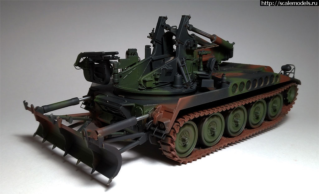 1574952601_p16.jpg : #1586784/ Italeri 1/35 M110A2    -   