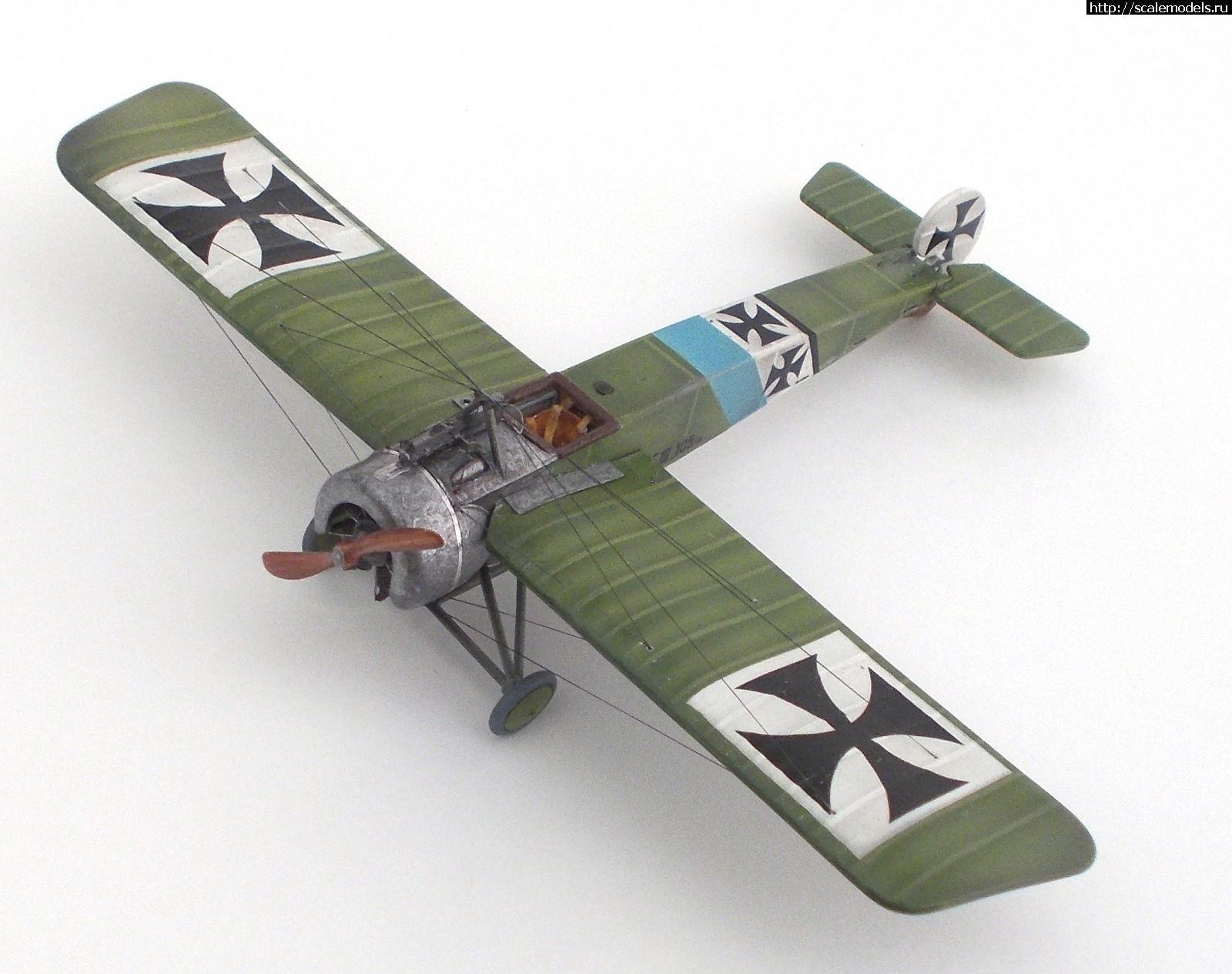 1576001542_DSCN0167--kopi.JPG : #1588717/ Fokker E.III   Revell   1/72   