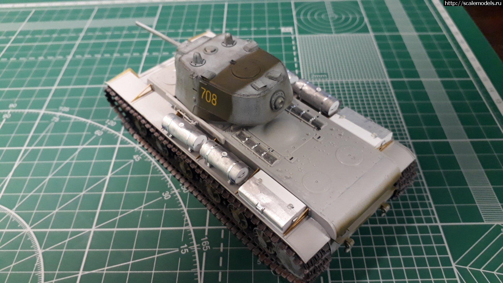 1577131187_20191223_230422.jpg : #1591209/ KV-1 model 1942 Heavy Cast Turret Tank HOBBYBOSS   